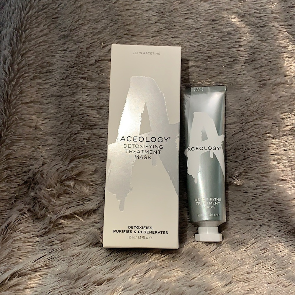 ACEOLOGY detoxifying treatment mask.